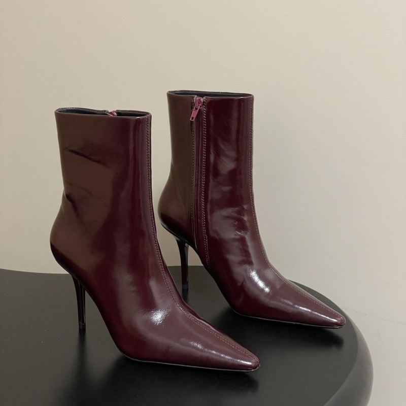 Y51 boots